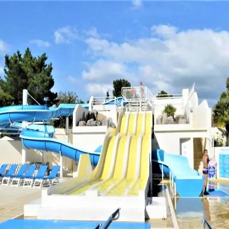 Holiday home Mobil 2 *
