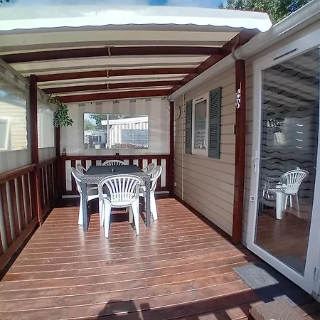 Mobile - Sleeps 4 - Parking - Family Pools Vakantiehuis Saint-Jean-de-Monts
