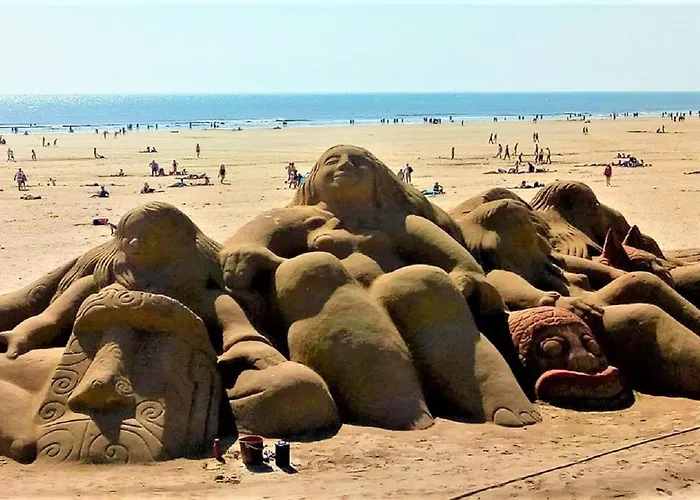 Mobile - Sleeps 4 - Parking - Family Pools