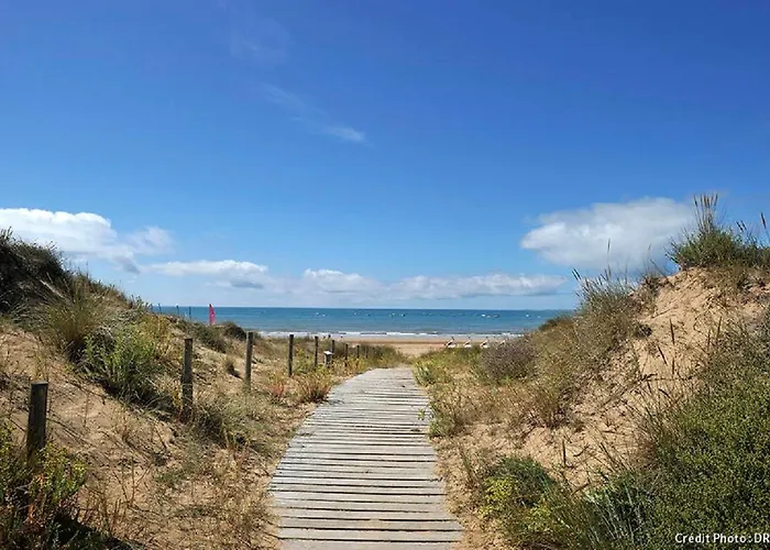 Mobile - Sleeps 4 - Parking - Family Pools *