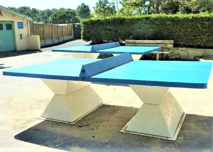 Mobile - Sleeps 4 - Parking - Family Pools Ferienhaus *