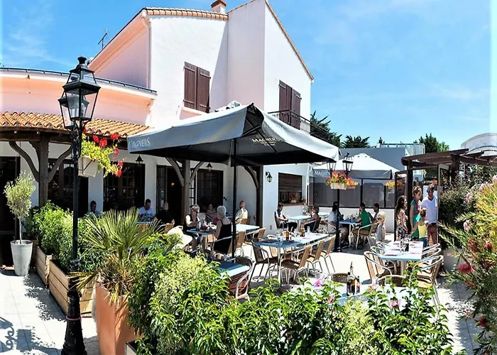 Mobile - Sleeps 4 - Parking - Family Pools Ferienhaus *